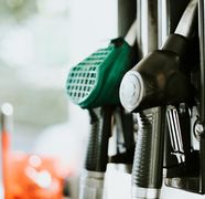 Preț carburanți luni, 27 octombrie 2025: Cât a ajuns să coste un litru de benzină azi